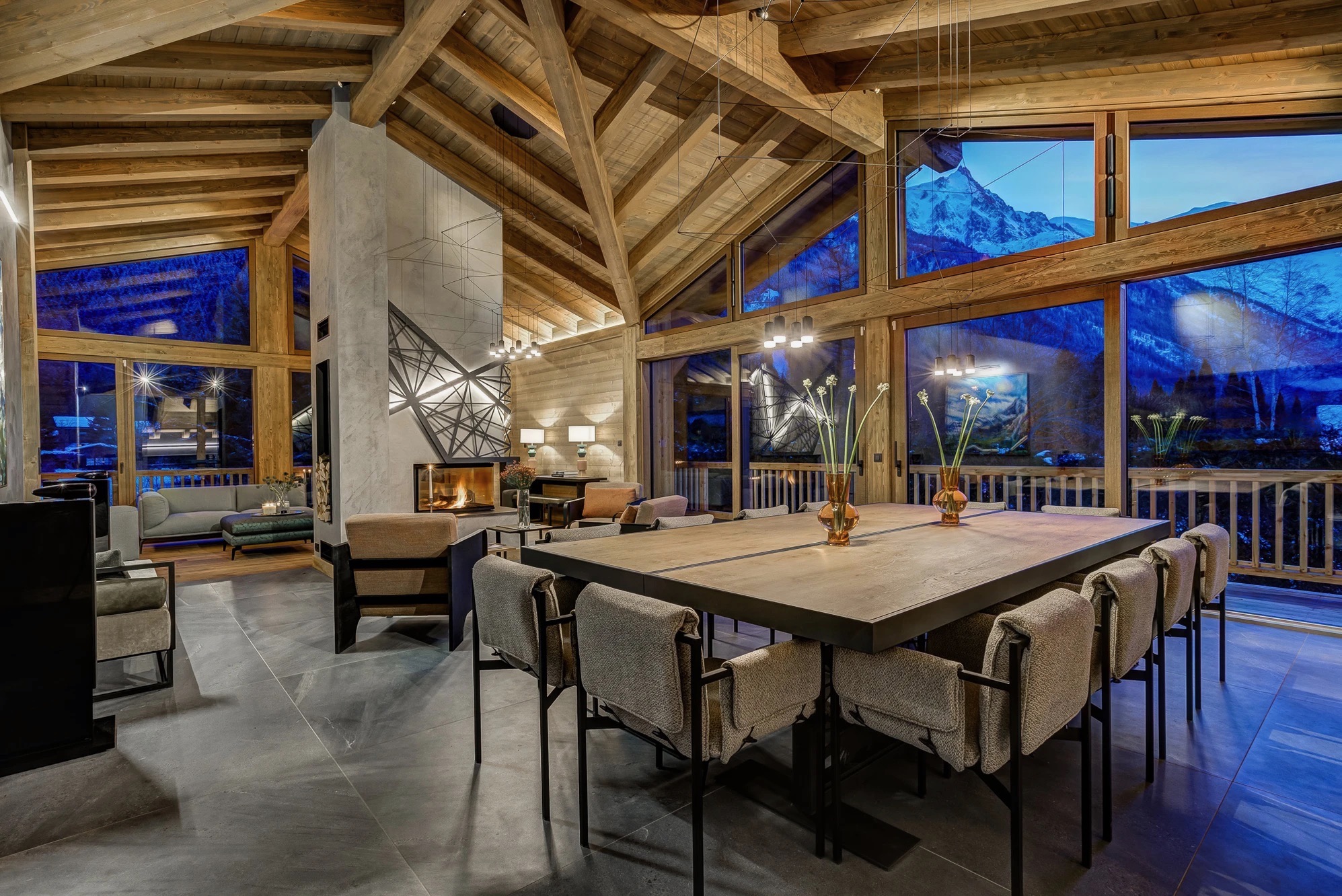Luxury Chalet Chamonix - Chalet Mélèzes dining and entertaining space with view of Mont Blanc